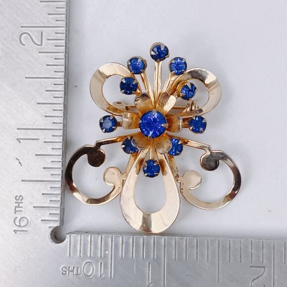 Vintage 1940s Gold Tone Brooch Blue Rhinestone Mid Century Floral Pin Jewelry - Picture 6 of 10